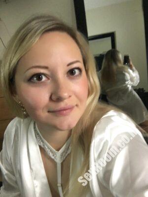 נסיה – נערת ליווי רוסייה בת 26 בגוש דן והמרכז